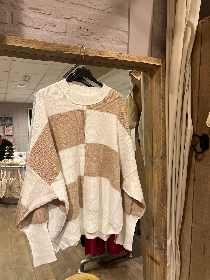 Leuke trui  - Camel / Offwhite